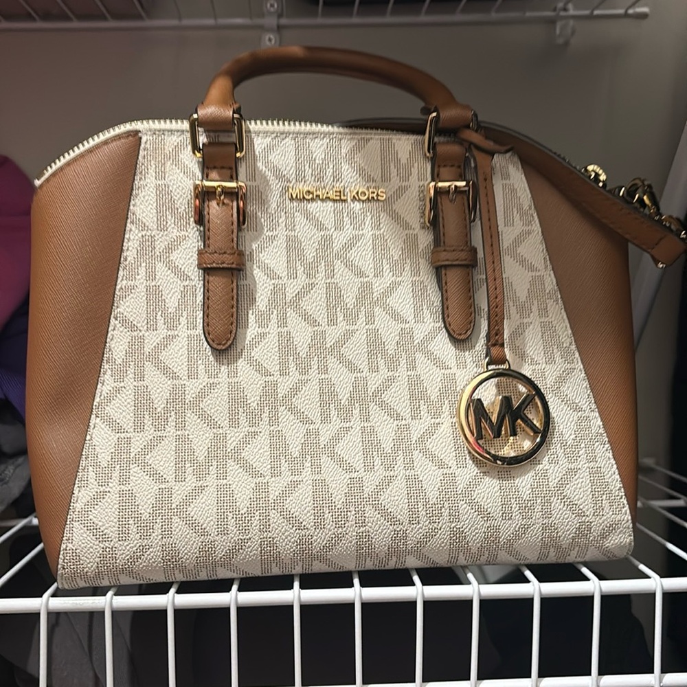 Mk purse